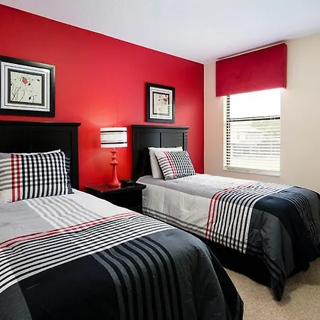 Angelic 8 Bdrm Abode With Theater In Champions Gate Vila